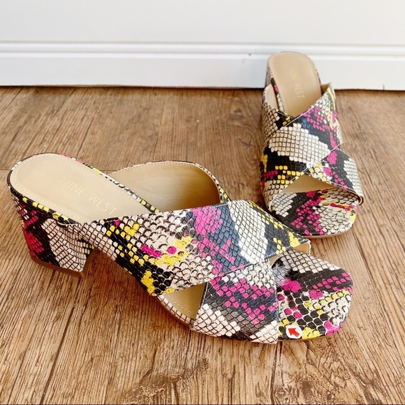 Nine West Crocodile Embossed Cross Strap Sandals - Picture 9 of 9